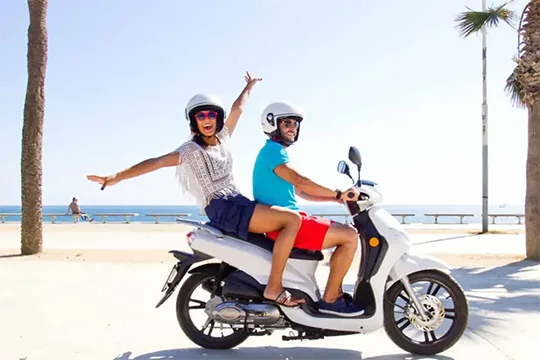 Scopri le nostre offerte di Noleggio Scooter a Tropea